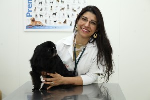 Dra. Claudia Maçaneiro